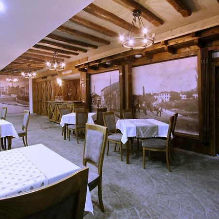 Hotel Happy Gjakova Luaran gambar