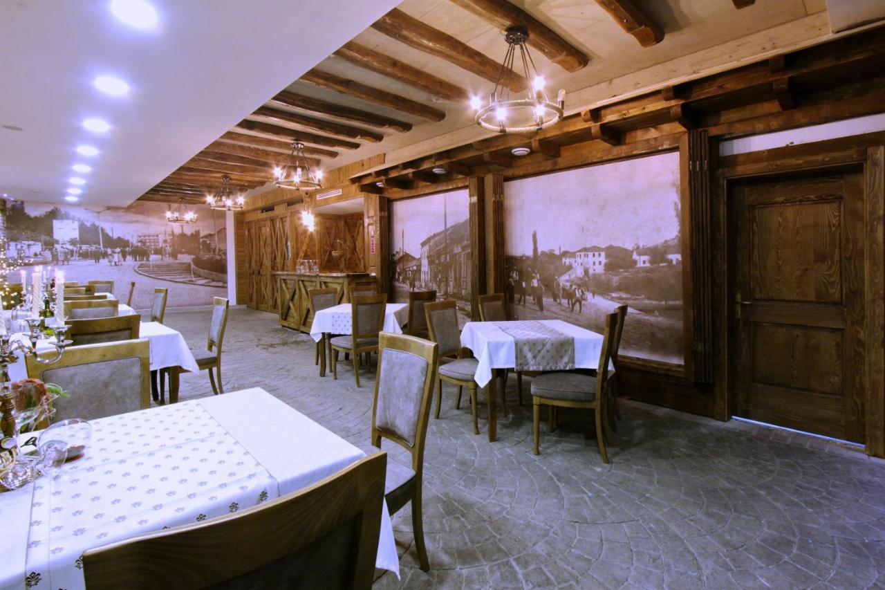 Hotel Happy Gjakova Luaran gambar