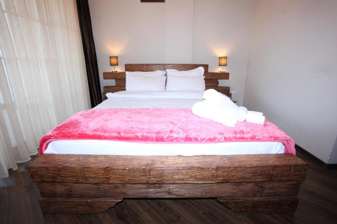 Hotel Happy Gjakova Luaran gambar