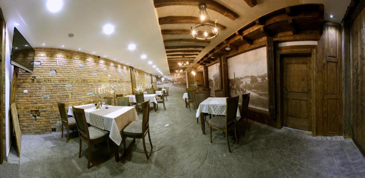 Hotel Happy Gjakova Luaran gambar